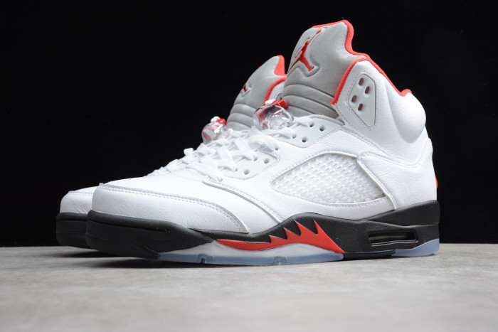 Air Jordan 5 “Fire Red” DA1911-102