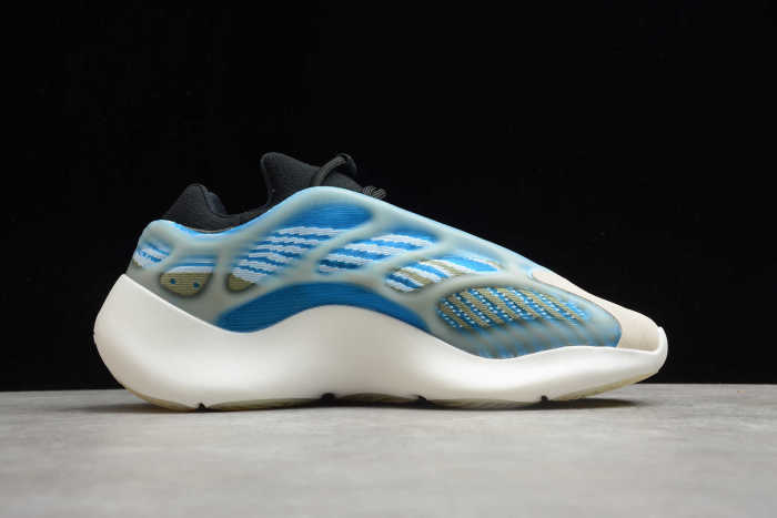 Yeezy Boost 700 V3 Arzare G54850