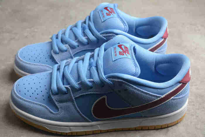 SB Dunk Low Philadelphia Phillies - DQ4040-400