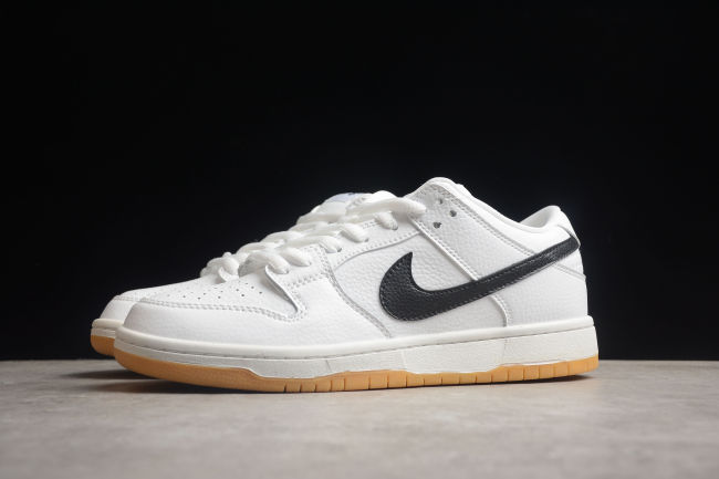 SB Dunk Low Pro White Gum CD2563-101