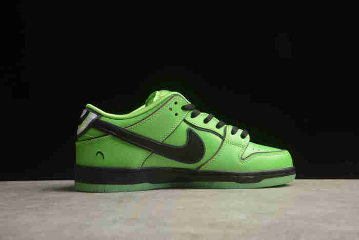 SB Dunk Low Pro QS Bubbles (FZ8320-400)