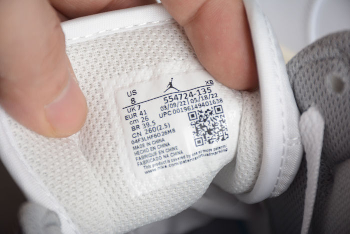 Air Jordan 1 Mid GS Neutral Grey Kids Sneakers White Stealth