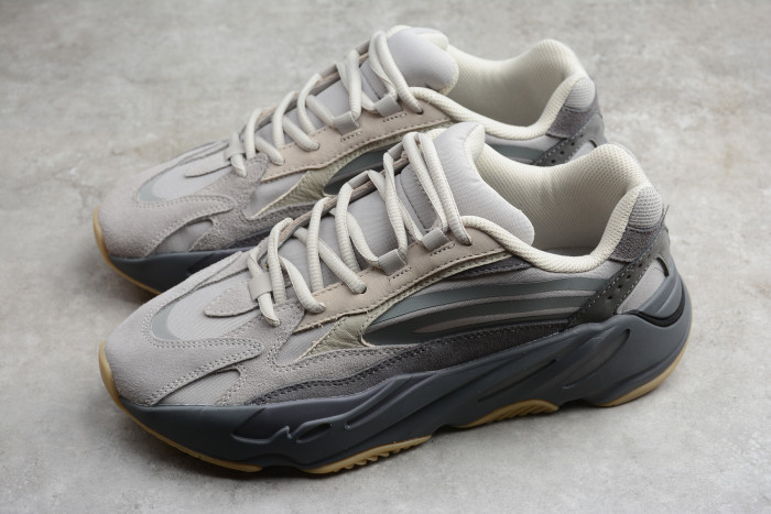 Yeezy Boost 700 V2 Tephra | FU7914