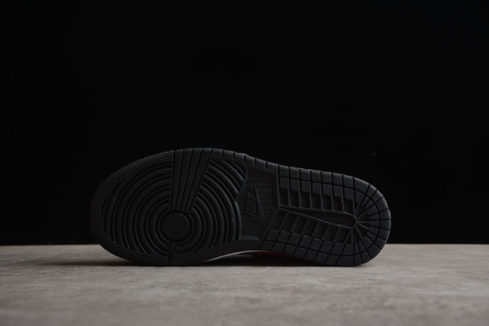Air Jordan 1 Low Siren Red DC0774-004
