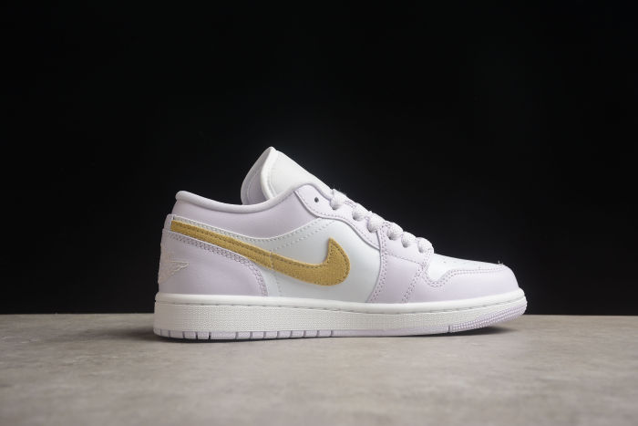 Air Jordan 1 Low Barely Grape | DC0774-501 |