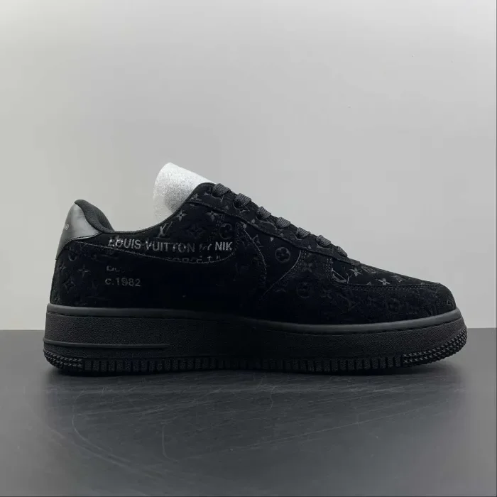 Air Force 1 L-V Low Black MS 0232