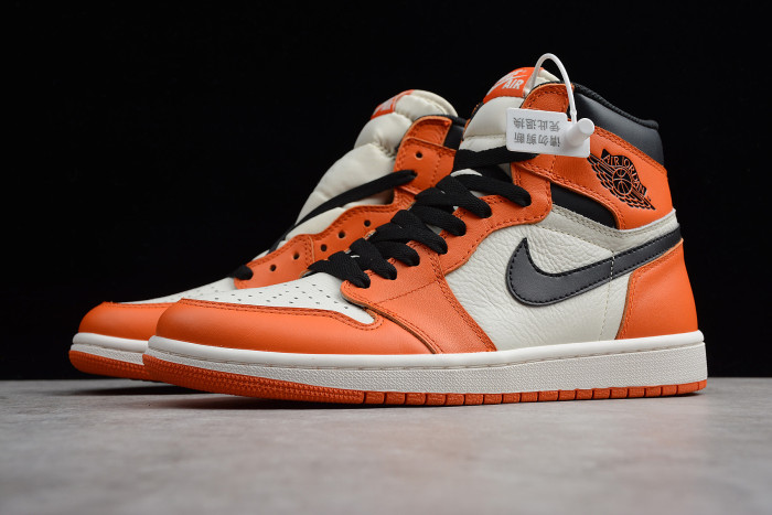 Air Jordan 1 Retro High OG Shattered Backboard 555088-113