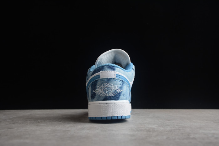 Air Jordan 1 Low GS 'Washed Denim' DM8947-100