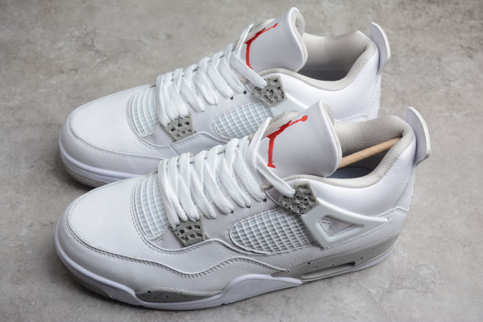 Air Jordan 4 Retro “Tech White” CT8527-100