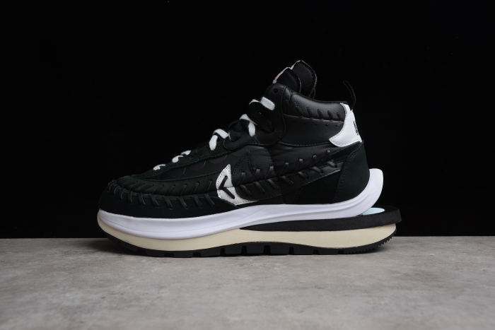 sacai x Jean Paul Gaultier x Nike Vaporwaffle 'Black' DH9186‑001