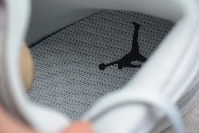 Air Jordan 1 Mid Grey Camo White Photon Dust DD3235-100