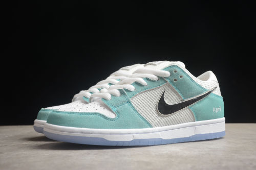 SB Dunk Low x April Skateboards Turbo Green - FD2562-400