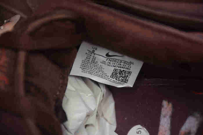 Dunk Low Premium SB 'City of Love Collection ‑ Burgundy Crush' FN0619‑600