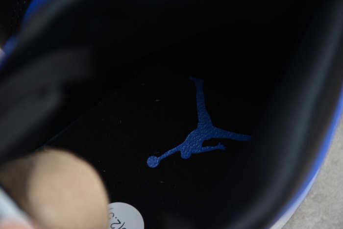 AIR JORDAN 1 MID“Royal blue” 554724-007