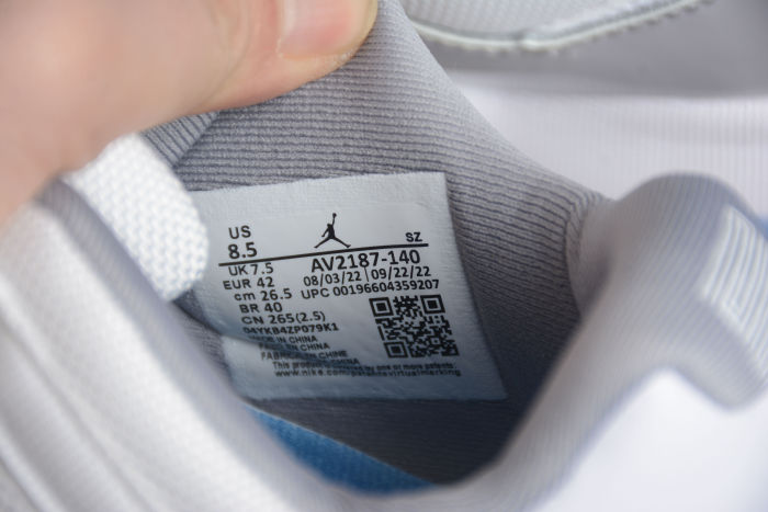 Air Jordan 11 Retro Low 'Cement Grey' AV2187‑140