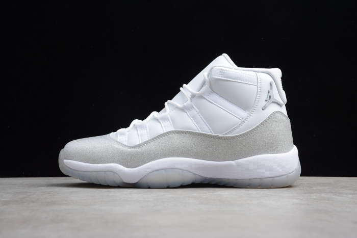 Air Jordan 11 WMNS “Metallic Silver” AR0715-100