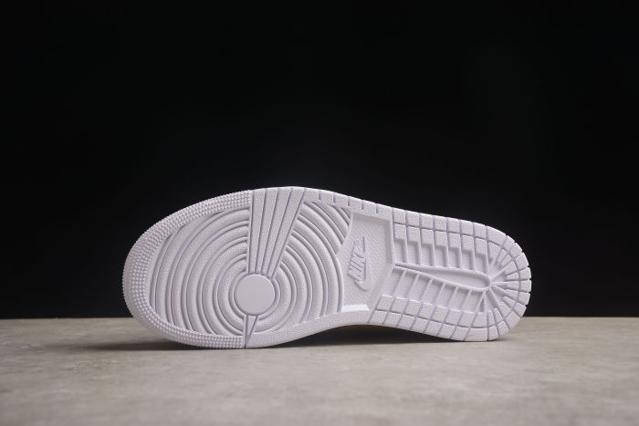 Air Jordan 1 Low Barely Grape | DC0774-501 |