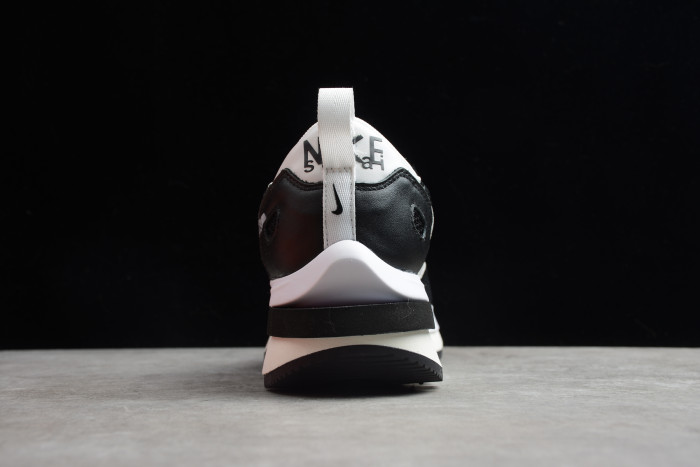 LD Waffle / Sacai Black White B Grade BV0073 001