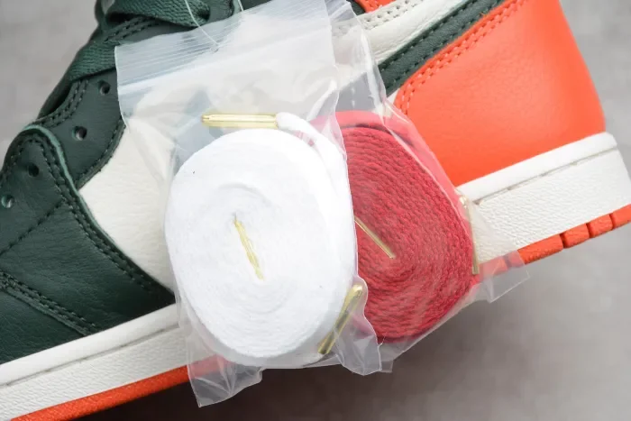 Air Jordan 1 Retro High OG x SoleFly Art Basel AV3905-138