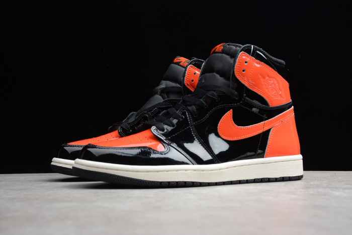 Air Jordan 1 Retro Shattered Backboard 3.0 555088-028