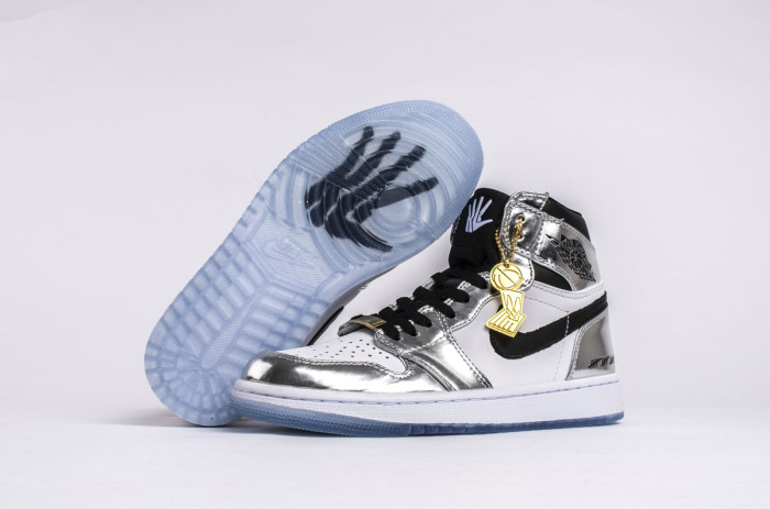 Air Jordan 1 Retro High 'Pass thetorch' AQ7476 016