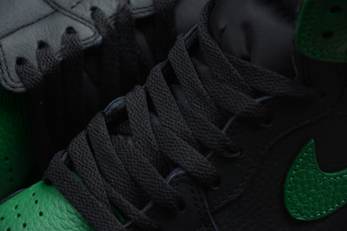 Air Jordan 1 Retro High OG Pine Green White Black Gym Red 555088-030