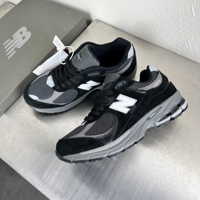 New Balance 2002R Black Running Shoes Sneakers M2002RR1