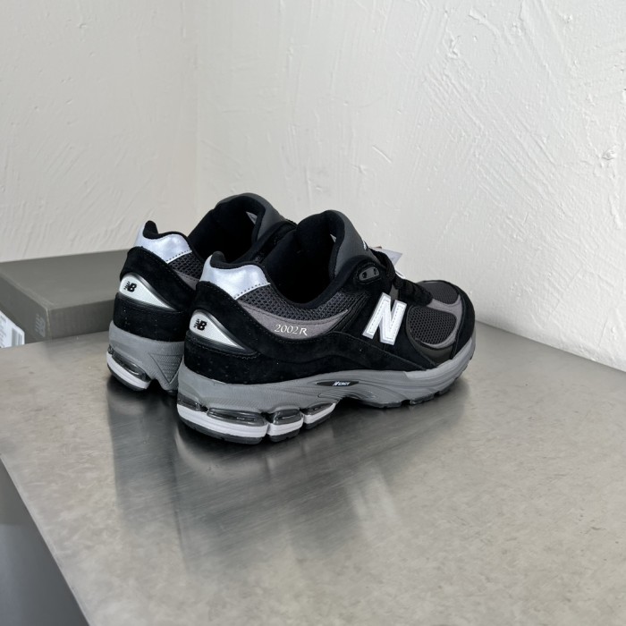New Balance 2002R Black Running Shoes Sneakers M2002RR1
