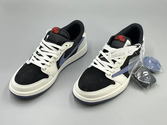 Travis Scott x Air Jordan 1 Blue Bottom