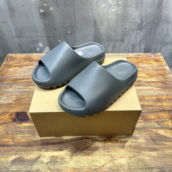 Adidas Yeezy Slide Grey FW6345