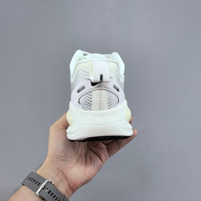 Nike Vomero 18  Men's Road Running Shoes