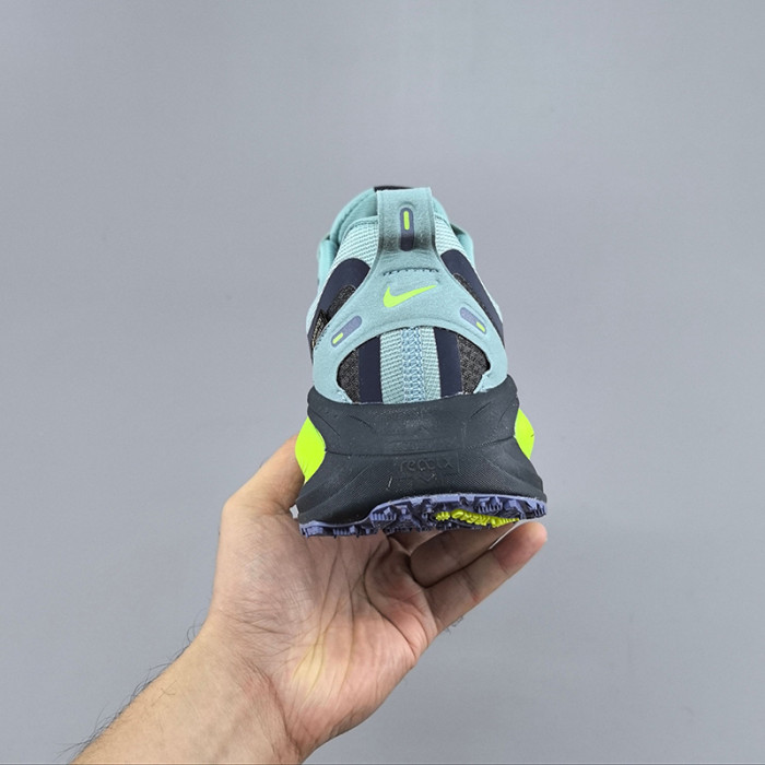 Nike Vomero 18 GTX Men's Road Running Shoes