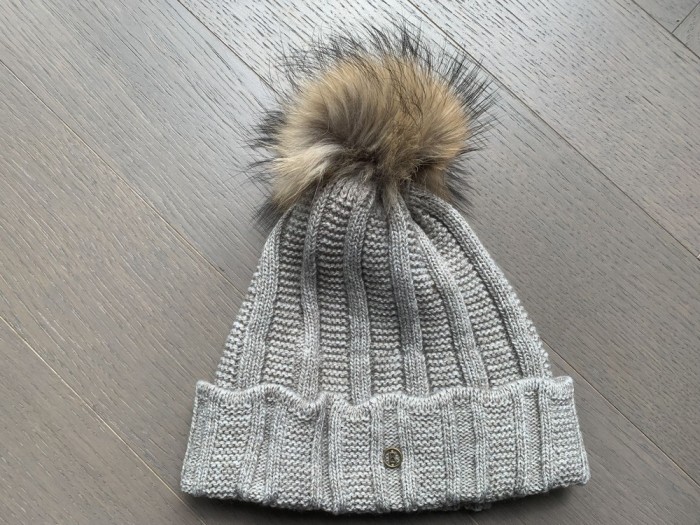 B8001# WOMEN SKI SNOWBOARD HATS