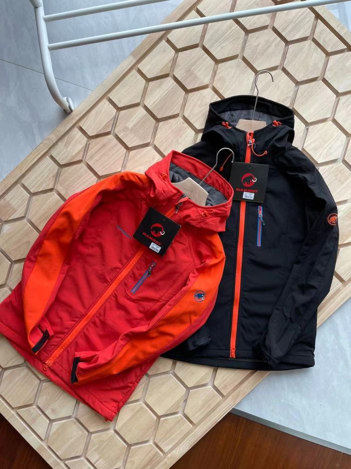 MT 1556# ULTIMATE NORDPFEILER  MEN'S WINDSTOPPER SOFTSHELL JACKET