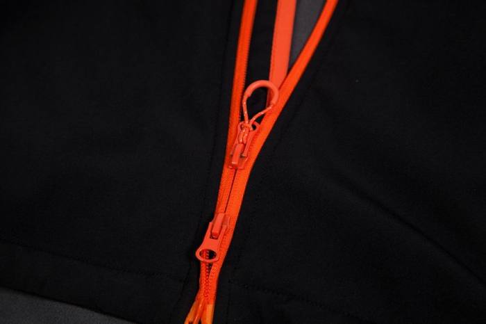 TNF 1652# MEN'S WINDSTOPPER SPFTSHELL JACKETS