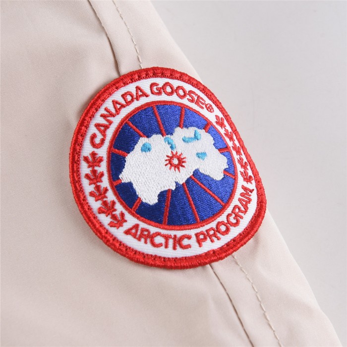 C GOOSE UNISEX CHILLIWACK PARKA ( AAA+ QUALITY )