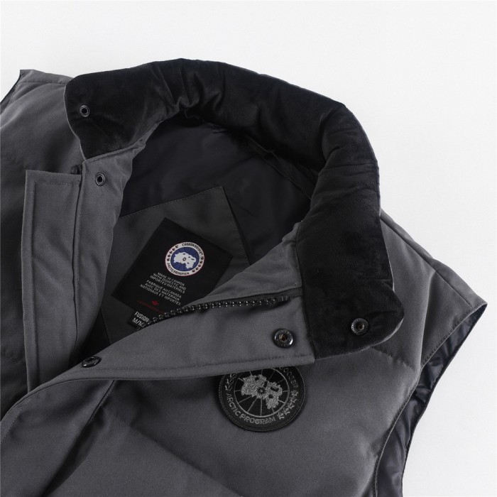 C GOOSE UNISEX FREESTYLE CREW VEST ( AAA+ QUALITY )