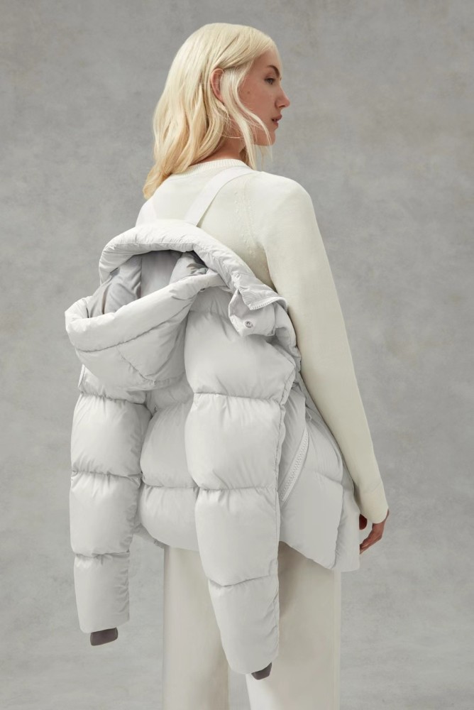 C GOOSE WOMEN'S JUNCTION  PARKA ( AAA+ QUALITY )