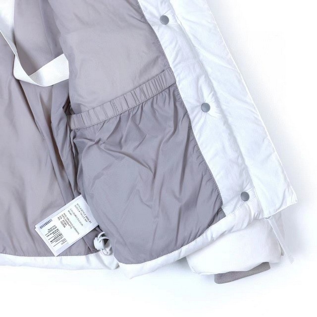 C GOOSE WOMEN'S JUNCTION  PARKA ( AAA+ QUALITY )