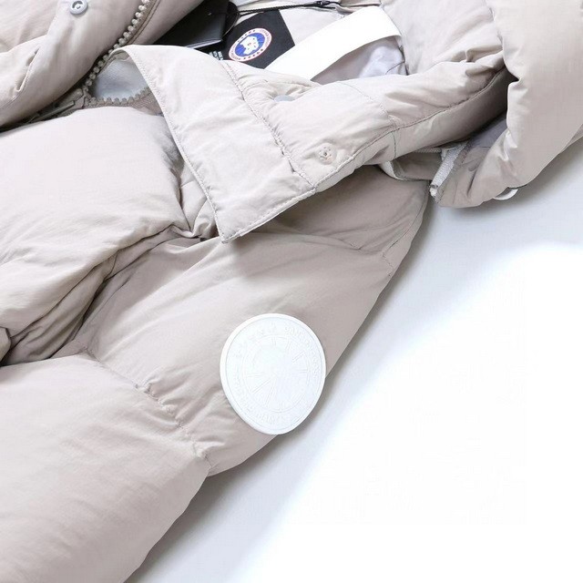 C GOOSE WOMEN'S JUNCTION  PARKA ( AAA+ QUALITY )