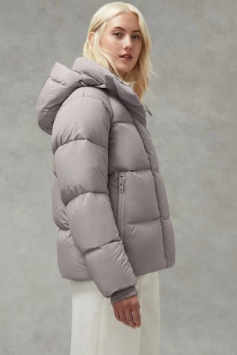 C GOOSE WOMEN'S JUNCTION  PARKA ( AAA+ QUALITY )