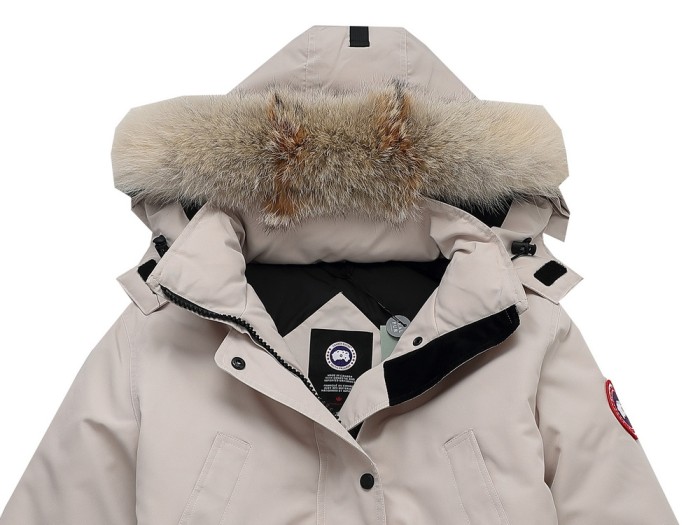 C GOOSE WOMEN'S TRILLIUM PARKA ( AAA+ QUALITY )