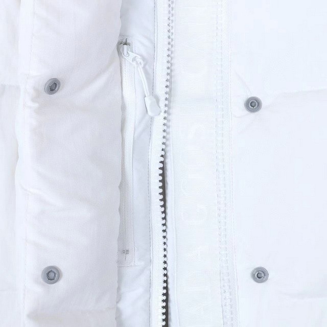 C GOOSE WOMEN'S JUNCTION  PARKA ( AAA+ QUALITY )