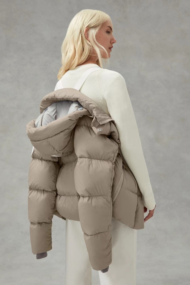 C GOOSE WOMEN'S JUNCTION  PARKA ( AAA+ QUALITY )