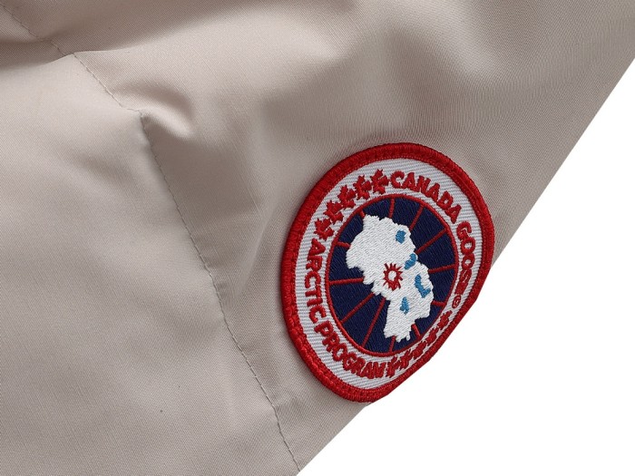 C GOOSE WOMEN'S TRILLIUM PARKA ( AAA+ QUALITY )