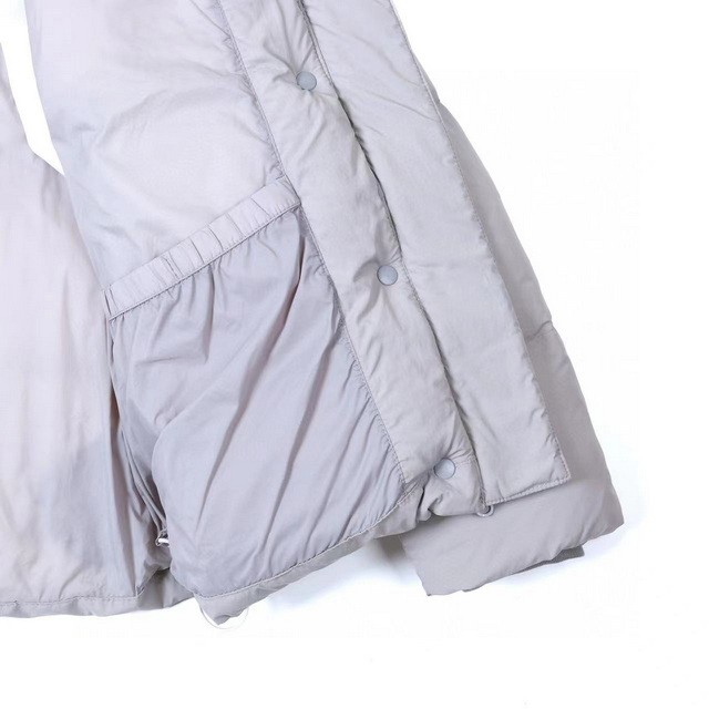 C GOOSE WOMEN'S JUNCTION  PARKA ( AAA+ QUALITY )