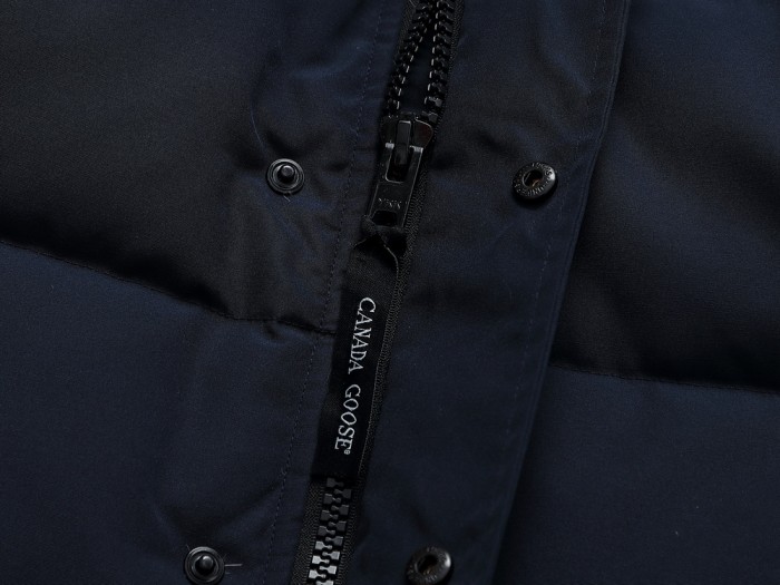 C GOOSE WOMEN'S TRILLIUM PARKA ( AAA+ QUALITY )