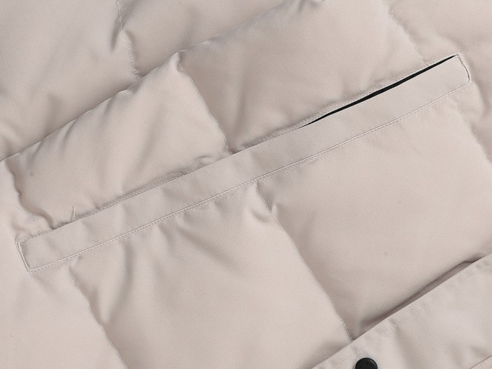 C GOOSE WOMEN'S WYNDHAM  PARKA ( AAA+ QUALITY )