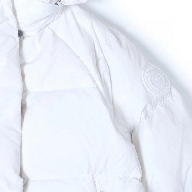 C GOOSE WOMEN'S JUNCTION  PARKA ( AAA+ QUALITY )