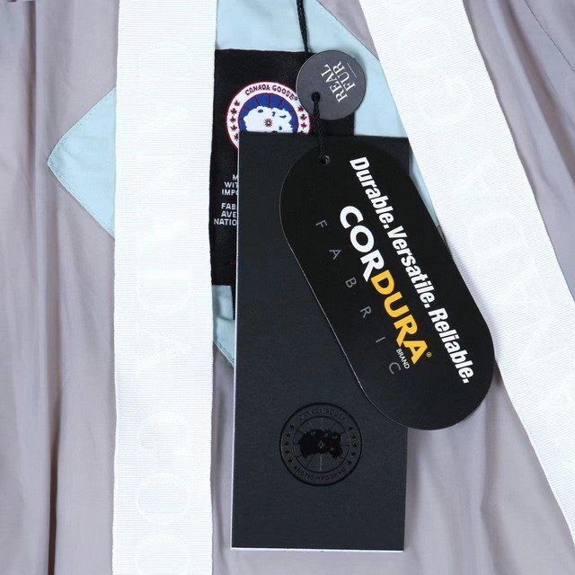 C GOOSE WOMEN'S JUNCTION  PARKA ( AAA+ QUALITY )